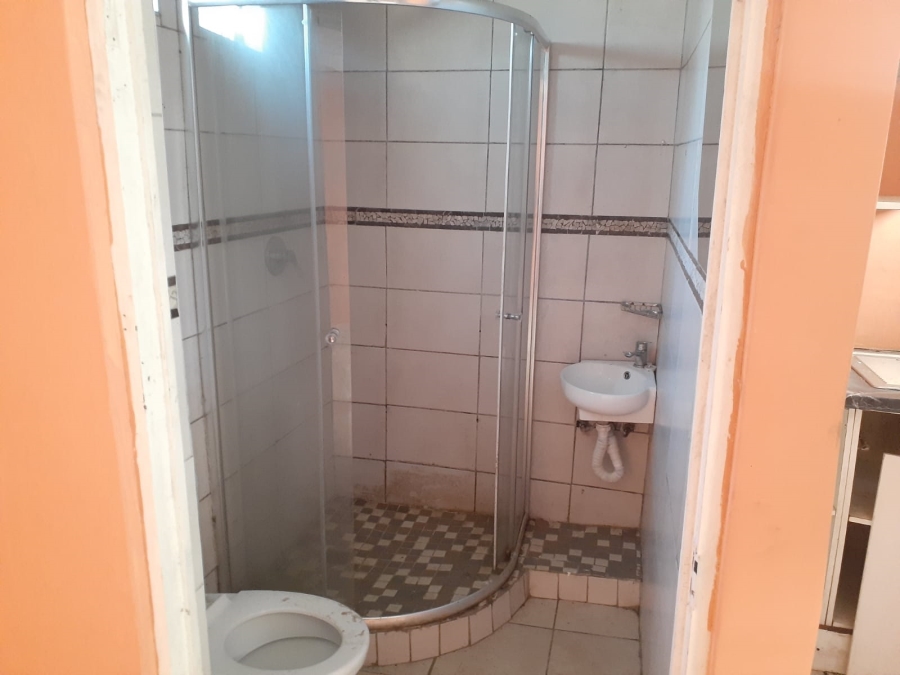 To Let 3 Bedroom Property for Rent in Cambridge West Eastern Cape